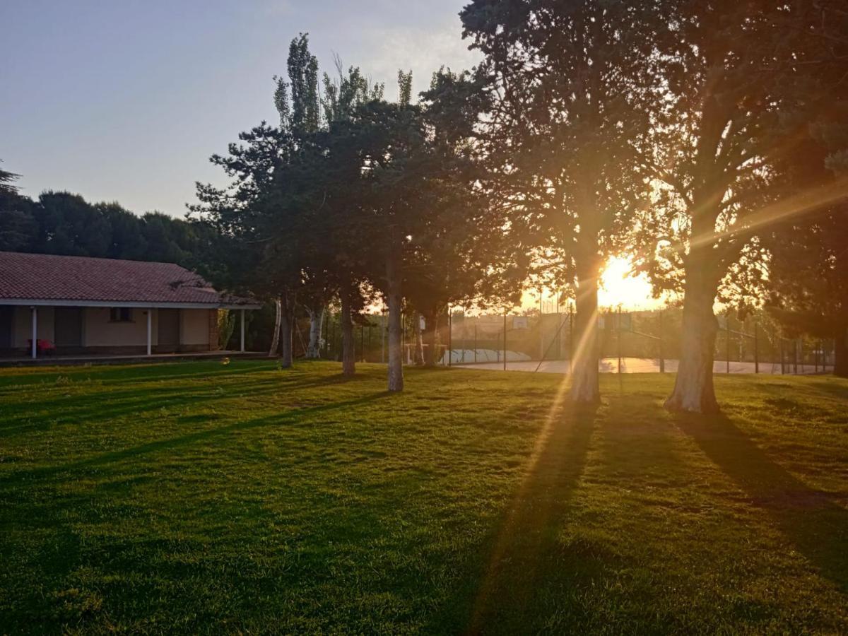 Bungalows Zaragoza Camping Экстерьер фото