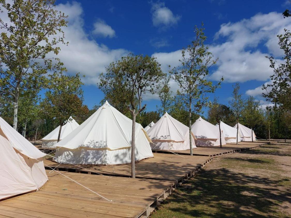 Bungalows Zaragoza Camping Экстерьер фото